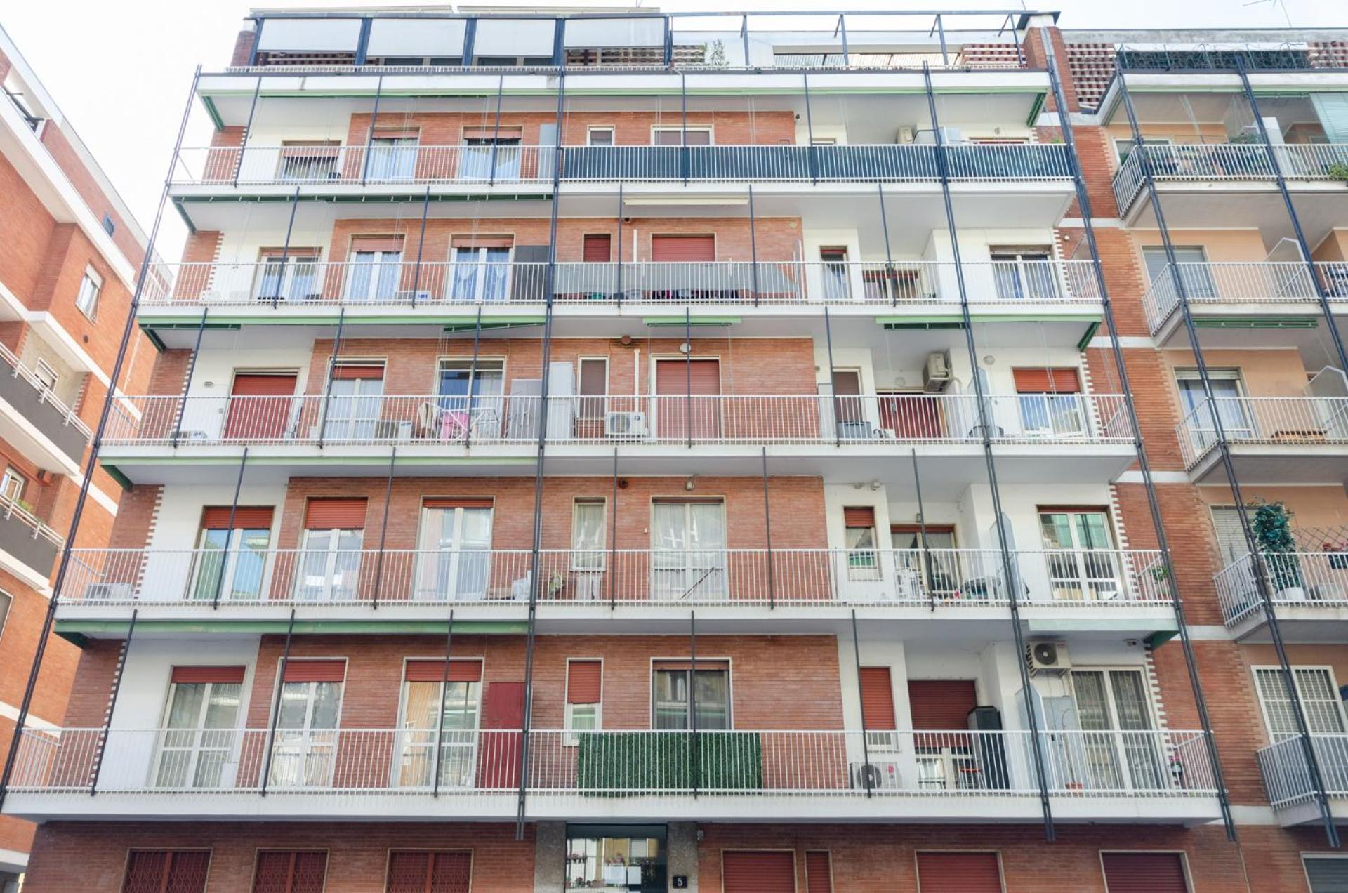 Vivimi Home Fiordalisi Stile & Comfort Vicino Metro Milánó Kültér fotó